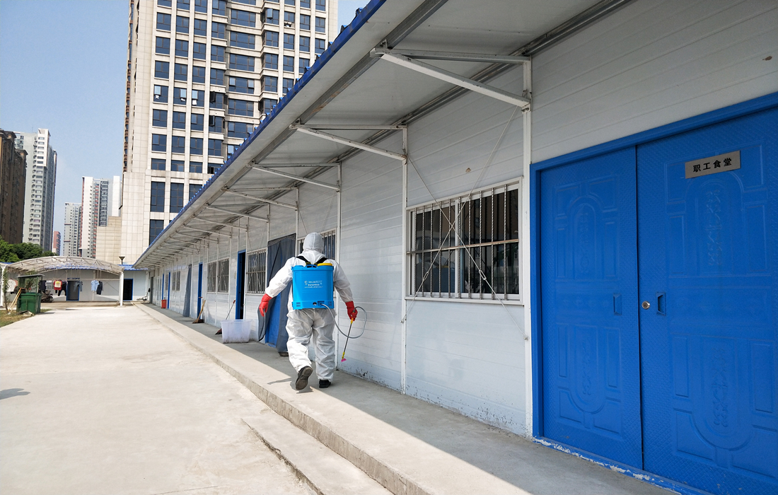 儿童医院建设工地开展消杀.jpg 儿童医院建设工地开展消杀.jpg