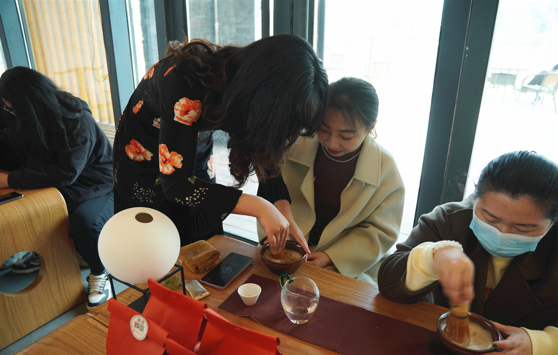 图片4:点茶操作.jpg 图片4:点茶操作.jpg