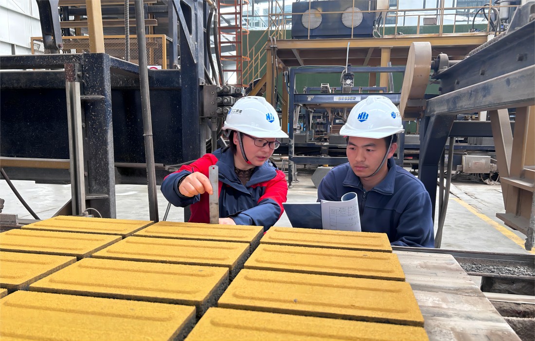 图片.jpg 图片.jpg