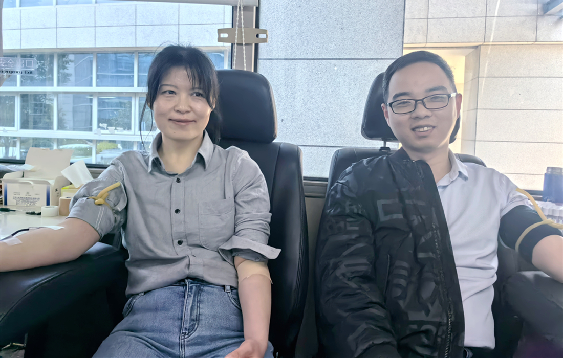 春日暖阳,为爱护航!17吃瓜
组织开展2025年雷锋月无偿献血活动5.jpg 春日暖阳,为爱护航!17吃瓜
组织开展2025年雷锋月无偿献血活动5.jpg