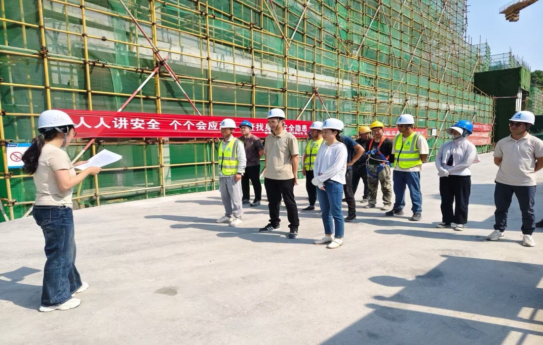 数产17吃瓜法务专员宣讲培训法律法规_副本.jpg 数产17吃瓜法务专员宣讲培训法律法规_副本.jpg